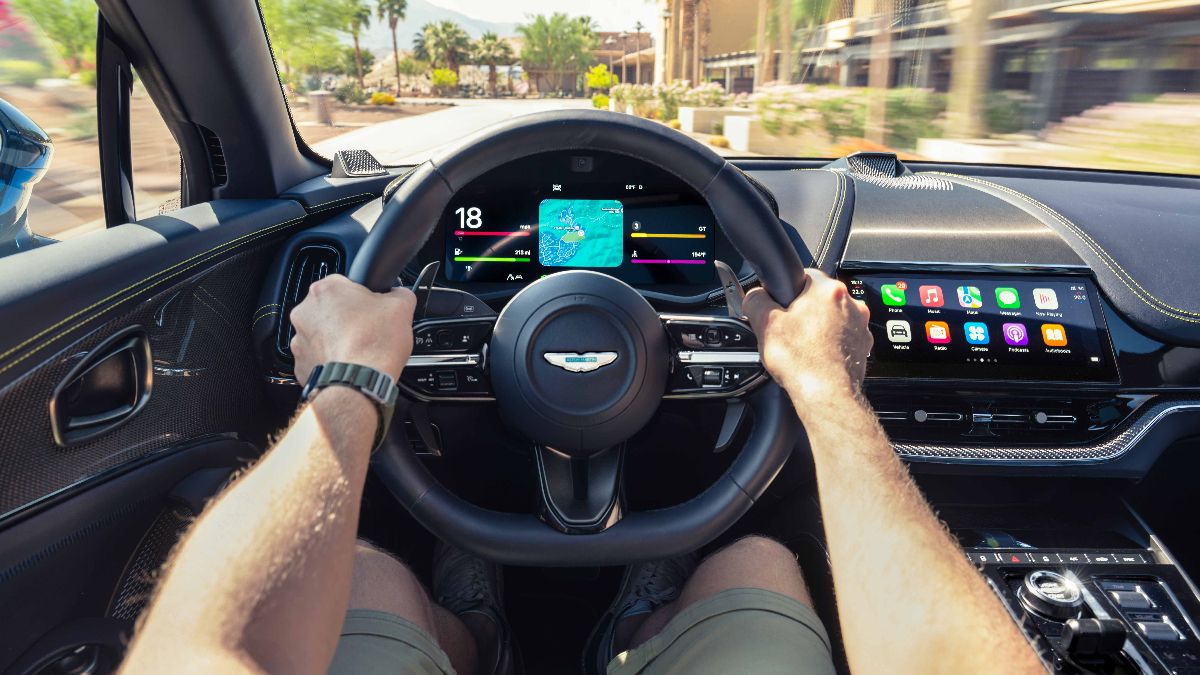 Avrupa’daki otomobil üreticileri Apple Car Play Ultra’yı kullanmak istemiyor